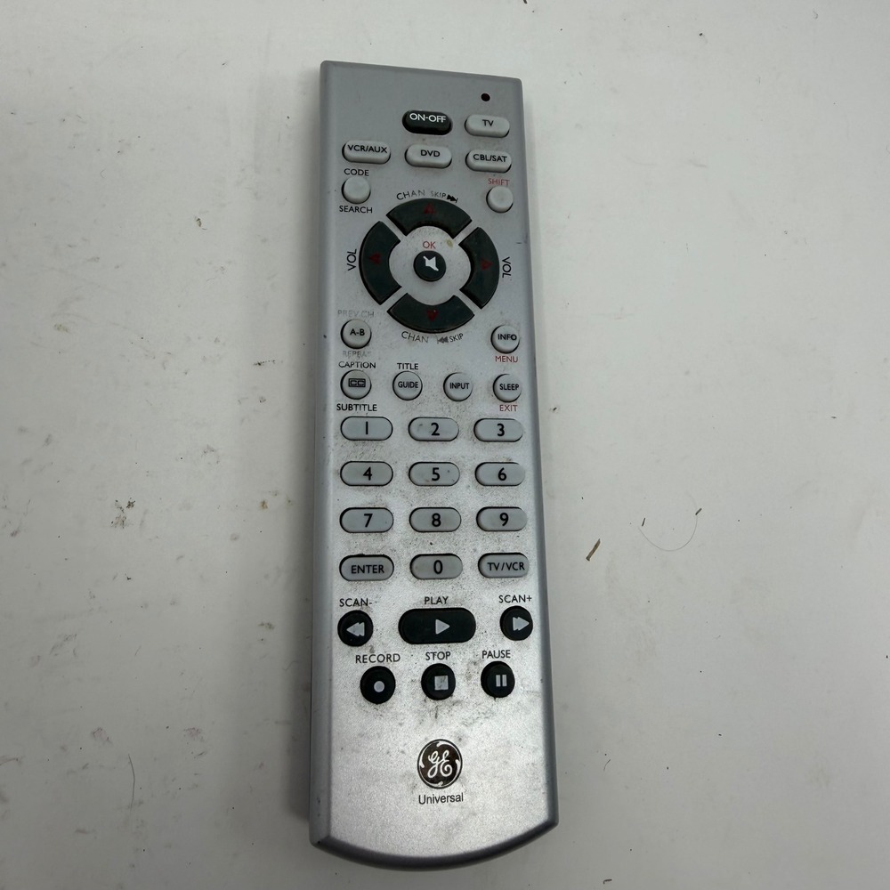 GE Universal Remote Control RC24977-D 2717 Silver 4-Device TV DVD VCR CBL SAT